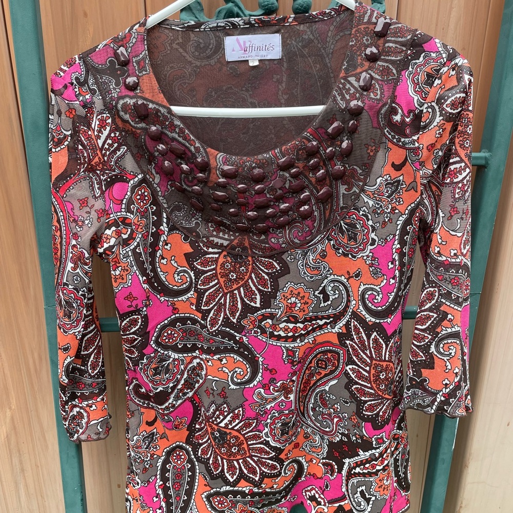 Paisley top with decorative details NWOT